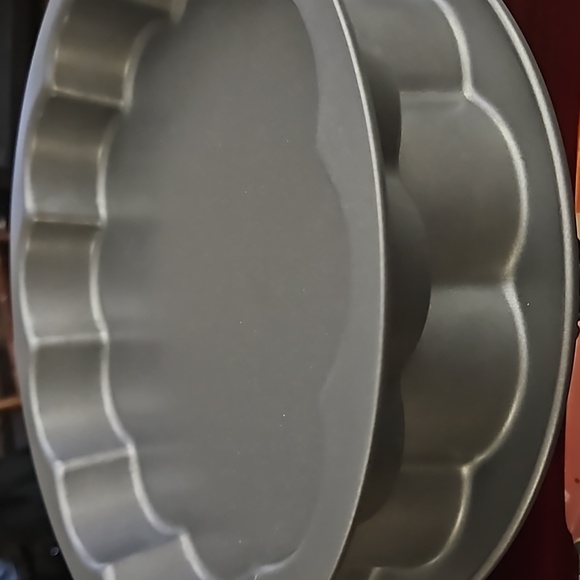 2 PC Round Cake Pan Fillables 10" - Picture 4 of 5